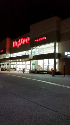 Supermarket «Hy-Vee», reviews and photos, 6655 Martway St, Mission, KS 66202, USA