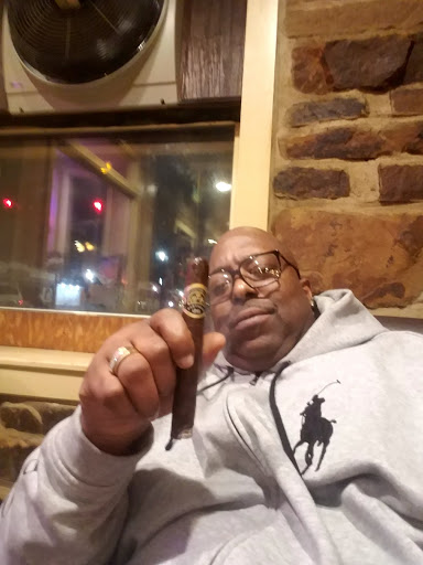 Cigar Shop «Slow Burns Cigar Shoppe & Smoking Lounge», reviews and photos, 701 Frederick Rd, Catonsville, MD 21228, USA