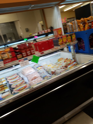 Grocery Store «Metamora Foodland», reviews and photos, 3889 S Lapeer Rd, Metamora, MI 48455, USA