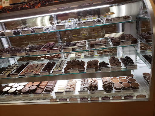 Chocolate Shop «Rocky Mountain Chocolate», reviews and photos, 522 River Walk St, San Antonio, TX 78205, USA