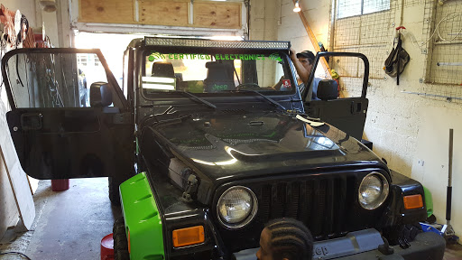 Certified Electronics, 1802 Carolina Beach Rd, Wilmington, NC 28401, USA, 