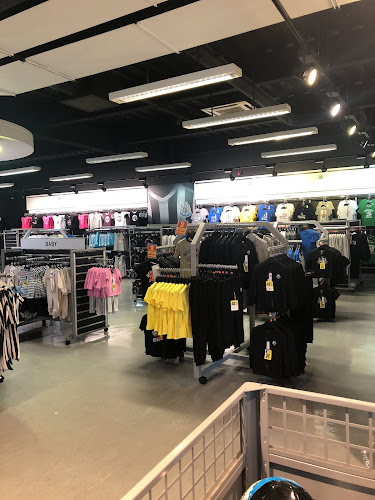 Reviews of Newcastle United FC in Newcastle upon Tyne - Sporting goods store