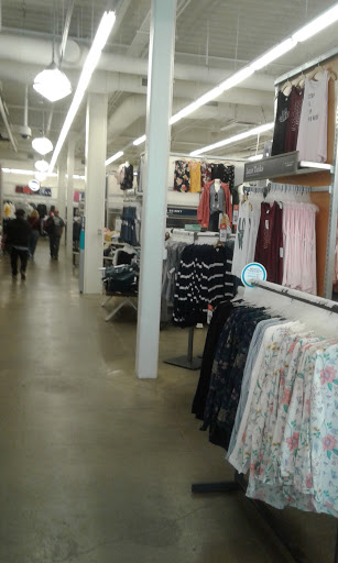 Clothing Store «Old Navy», reviews and photos, 1232 3rd Street Promenade, Santa Monica, CA 90401, USA