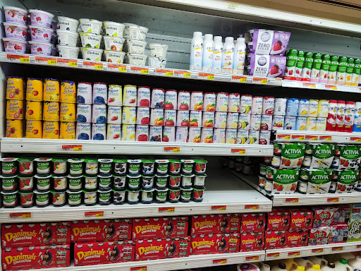 Grocery Store «Meridian Food Market», reviews and photos, 812 6th St, Miami Beach, FL 33139, USA