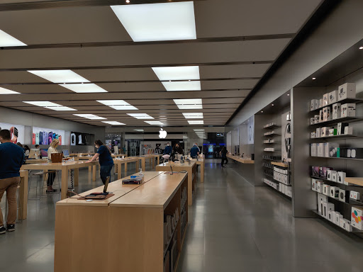 Computer Store «Apple Santa Rosa Plaza», reviews and photos, 1071 Santa Rosa Plaza, Santa Rosa, CA 95401, USA