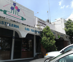 Plaza Olivar De Los Padres photo