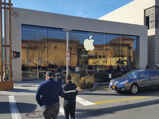 Computer Store «Apple Ridge Hill», reviews and photos, 143 Market Street, Yonkers, NY 10710, USA