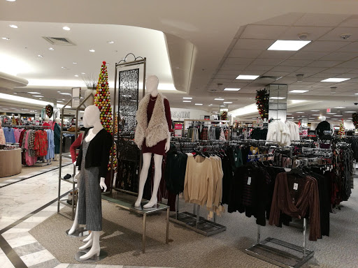 Shopping Mall «Towne East Square», reviews and photos, 7700 E Kellogg Dr, Wichita, KS 67207, USA