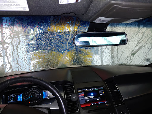 Monaco Parkway Car Wash self serve en Denver