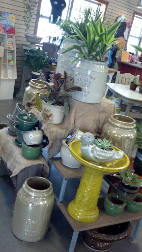 Garden Center «The Potting Shed Garden & Gifts and Urban Meadows Floral», reviews and photos, 1717 Devney Dr, Altoona, WI 54720, USA