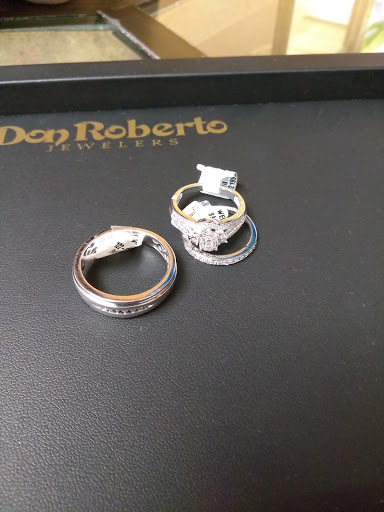 Jeweler «Don Roberto Jewelers», reviews and photos, 813 N Avalon Blvd, Wilmington, CA 90744, USA