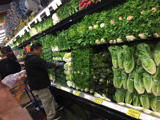 Supermarket «Golden Farms», reviews and photos, 10116 77th St, Jamaica, NY 11416, USA