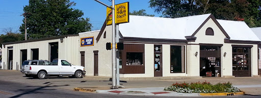 Auto Repair Shop «Garvin & Lidster Auto Service», reviews and photos, 2331 S 7th St, Terre Haute, IN 47802, USA