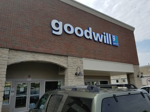 Thrift Store «Goodwill», reviews and photos, 1771 Hill Rd N, Pickerington, OH 43147, USA