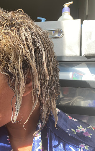 Beauty Salon «Hair Aesthetics Salon», reviews and photos, 386 N Deshong Rd, Stone Mountain, GA 30087, USA