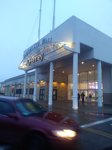 Shopping Mall «Dartmouth Mall», reviews and photos, 200 N Dartmouth Mall, Dartmouth, MA 02747, USA