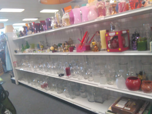 Thrift Store «Goodwill Retail Store & Donation Center», reviews and photos