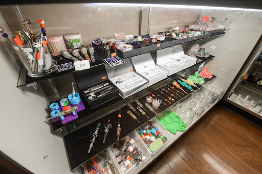 Cigar Shop «Fumare Smoke Shop», reviews and photos, 4333 Hazel Ave, Fair Oaks, CA 95628, USA