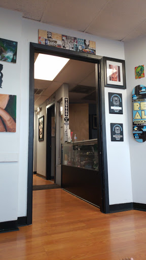 Tattoo Shop «Bad Habits Tattoo Studio», reviews and photos, 1502 Callaghan Rd, San Antonio, TX 78228, USA