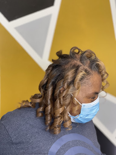 Beauty Salon «SD Luxuri Salon & Beauty Bar», reviews and photos, 602 Southside Commercial Pkwy, Jonesboro, GA 30236, USA