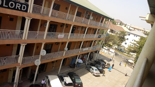 Busy Mart Plaza, 44 Ebitu Ukiwe St, Jabi, Abuja, Nigeria, Outlet Mall, state Federal Capital Territory