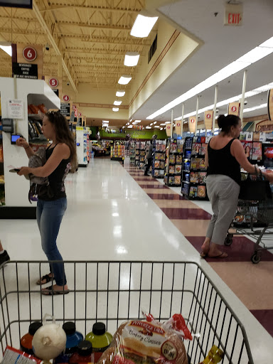 Supermarket «Price Chopper», reviews and photos, 564 SW Cutoff, Worcester, MA 01610, USA