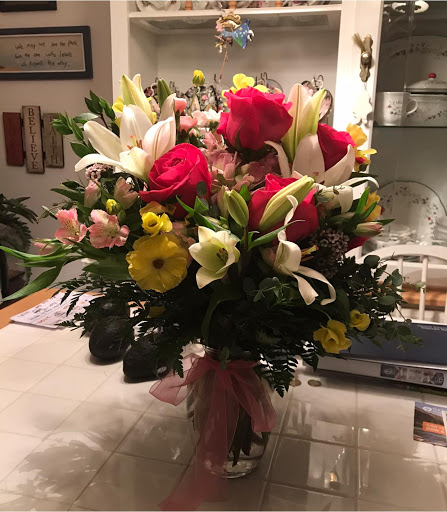 Florist «Black Tie Roses Florist», reviews and photos, 1015 N Chaparral St, Corpus Christi, TX 78401, USA