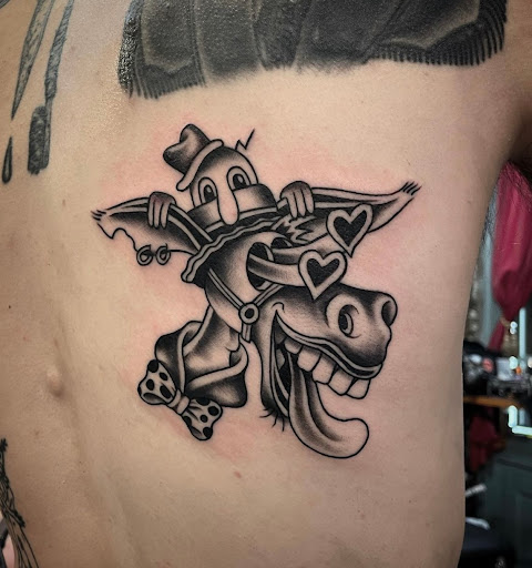 Explore lineman tattoo ideas, creative tattoo ideas in New Orleans, available at Downtown Tattoos and Piercing