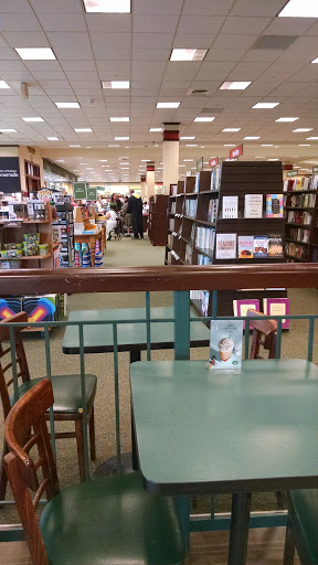Book Store «Barnes & Noble», reviews and photos, 2619 Miamisburg Centerville Rd, Dayton, OH 45459, USA