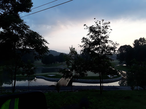 Golf Course «Pleasant Valley Country Club», reviews and photos, 440 Pleasant Valley Rd, Connellsville, PA 15425, USA