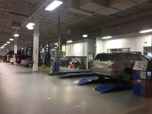 Auto Repair Shop «Mercedes-Benz of Morristown Service, Parts and Body Shop Facility», reviews and photos, 155 E Hanover Ave, Morristown, NJ 07960, USA