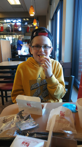 Fast Food Restaurant «Chick-fil-A», reviews and photos, 4925 Outer Loop, Louisville, KY 40219, USA