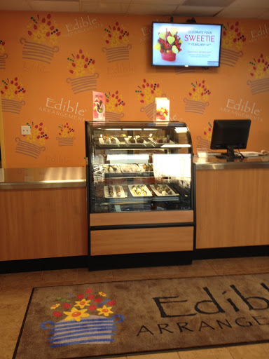 Gift Shop «Edible Arrangements», reviews and photos, 5 Regent Park Blvd Unit 101, Asheville, NC 28806, USA