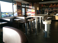 Atmosphère du Restauration rapide McDonald's à Moret-Loing-et-Orvanne - n°16