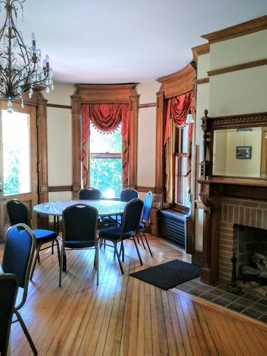 Lodging «D.H.Burrell Overlook Mansion», reviews and photos, 55 Douglas St, Little Falls, NY 13365, USA