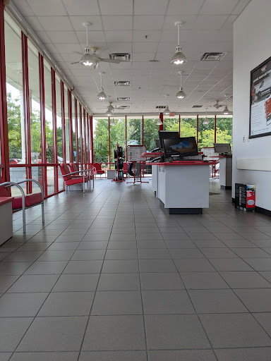 Tire Shop «Discount Tire Store - Duluth, GA», reviews and photos, 3105 Steve Reynolds Blvd, Duluth, GA 30096, USA