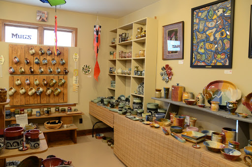 Pottery Store «Mississippi Mud Pottery», reviews and photos, 310 E Broadway, Alton, IL 62002, USA