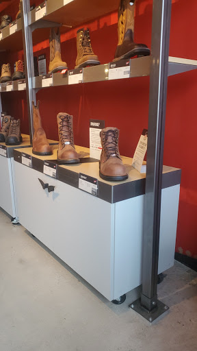 Shoe Store «Red Wing», reviews and photos, 8265 GA-92 #104, Woodstock, GA 30188, USA