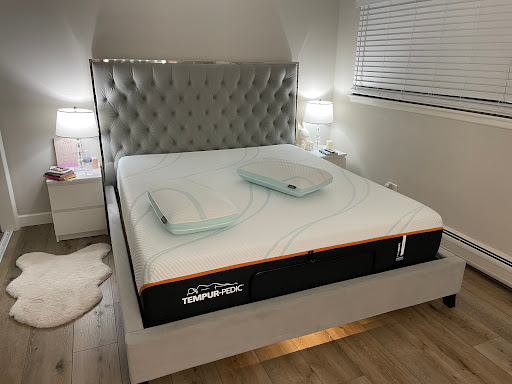 Furniture Store «Z Gallerie - Woodfield Mall», reviews and photos, 134 Woodfield Mall, Schaumburg, IL 60173, USA