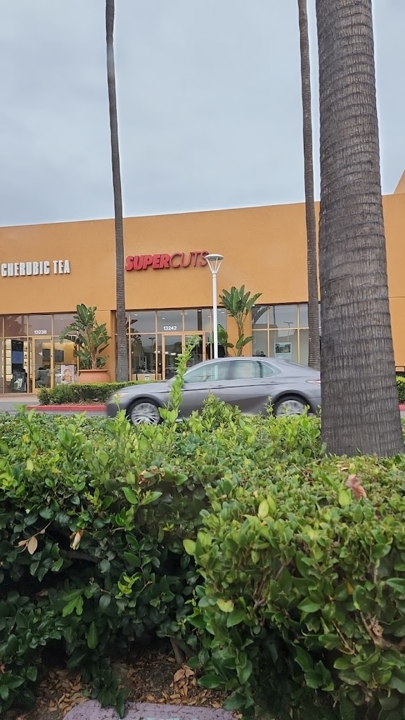 Supercuts 92602
