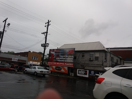 Hardware Store «Ace Hardware», reviews and photos, 2610 W Market St, Louisville, KY 40212, USA