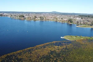 Lake Wendouree image