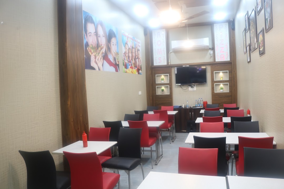 Roms Pizza Best Pizza & Coffee Shop & Restaurants Top Pizza Outlet in Amritsar