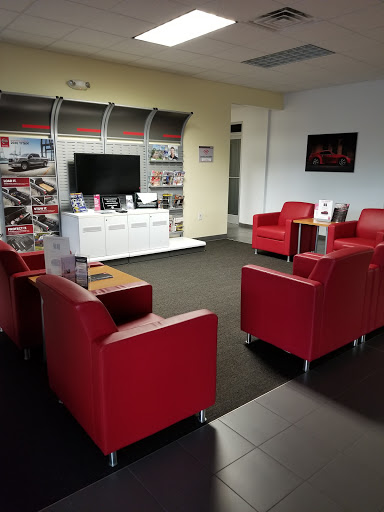 Nissan Dealer «Capital Nissan of Wilmington», reviews and photos, 5501 Market St, Wilmington, NC 28405, USA