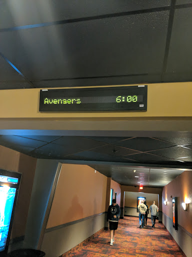 Movie Theater «Regal Cinemas Brandywine Town Center 16», reviews and photos, 3300 Brandywine Pkwy, Wilmington, DE 19803, USA