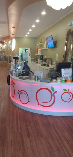 Frozen Yogurt Shop «Peachwave Frozen Yogurt & Gelato», reviews and photos, 6 W 8th St, Holland, MI 49423, USA