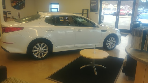 Used Car Dealer «DriveTime Used Cars», reviews and photos, 7211 McKnight Rd, Pittsburgh, PA 15237, USA