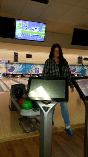 Bowling Alley «Classic Bowling Lanes», reviews and photos, 1421 N Willis Dr, Bloomington, IN 47404, USA