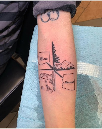 Tattoo Shop «Illuminati Tattoo Parlor», reviews and photos, 10214 SE Mill Plain Blvd Suite B, Vancouver, WA 98664, USA