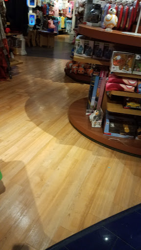 Toy Store «Disney Store», reviews and photos, 1500 Polaris Pkwy, Columbus, OH 43240, USA
